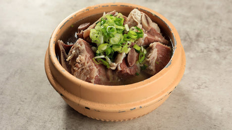Galbitang (갈비탕) – Rinderrippensuppe - RamenHeaven